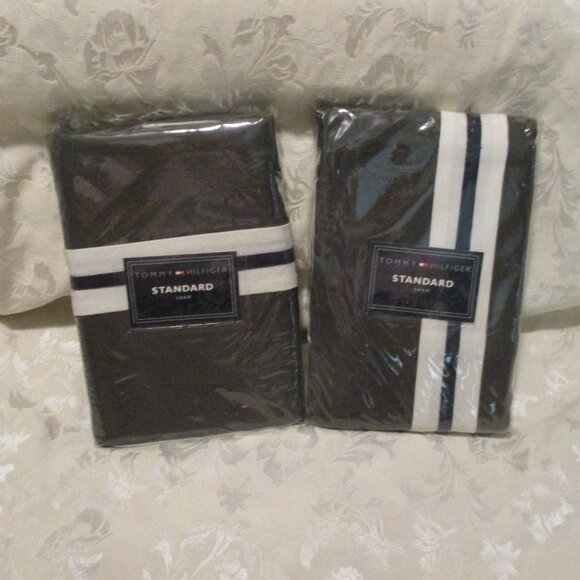 NEW Tommy Hilfiger -  Sham olive Green/Cream - Set of 2 - Picture 1 of 10